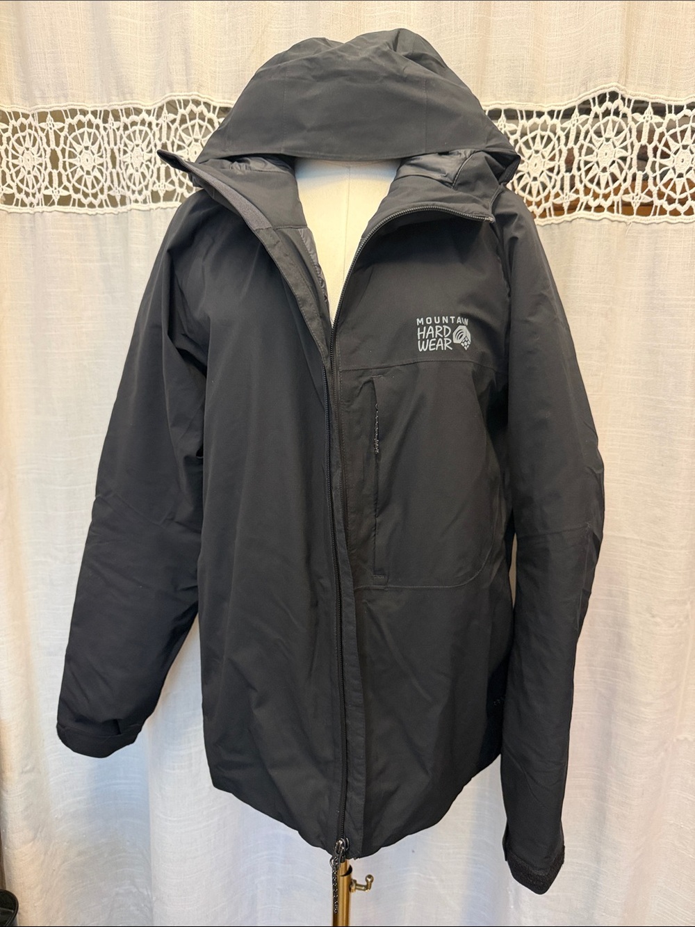 Mountain Hardwear Hooded Black Outdoor Shell